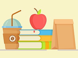 Bücher und Lunchpaket.