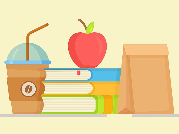 Bücher und Lunchpaket.