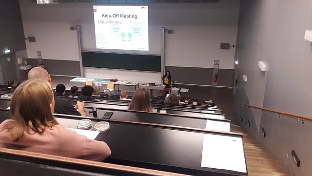 Auditorium in which the project "Microbiome 4 Future" is presented by Prof. Berg