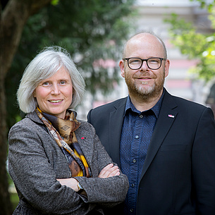 Adjunct Professor Dr. Ursula Diefenbach, Head of the Research and Technolgoy House of TU Graz and Deputy Head Dipl.-Ing. Christoph Adametz. Photo source: Lunghammer - TU Graz