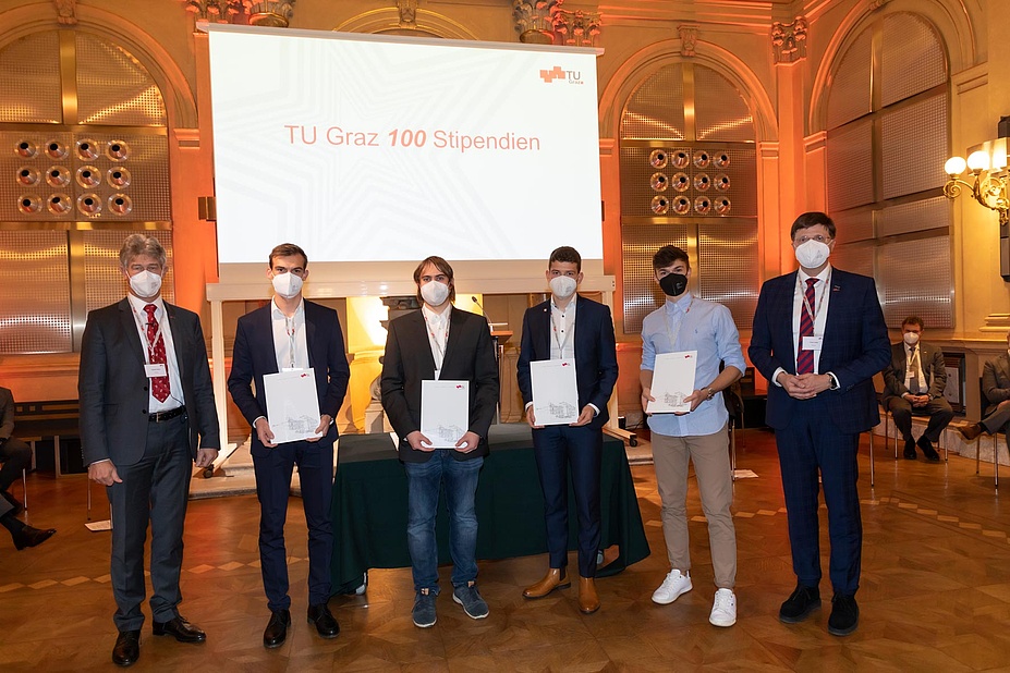 TU Graz-Repräsentanten und Studenten
