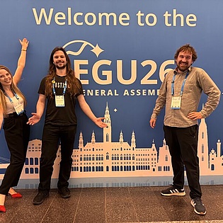 Helena, Morten und Samule happy in front of the EGU26 poster