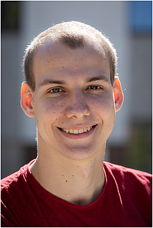 Portrait TU Graz researcher Bernhard Thaler