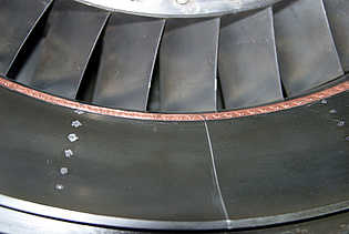 Installed low profile vortex generators in the duct of the AIDA test setup.