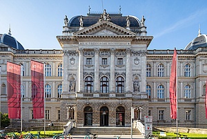 TU Graz front view