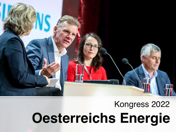 Michael Strebl, Sonja Wogrin und Gerd Pollhammer auf der Bühne der Podiumsdiskussion.