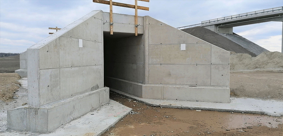 Concrete small animal culvert