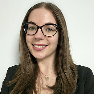 Julia Mak