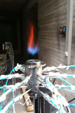 TiO2 seeding particles glowing in the flame