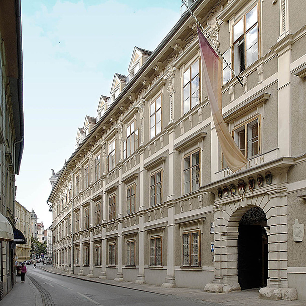 Original Building at Raubergasse, source: UMJ