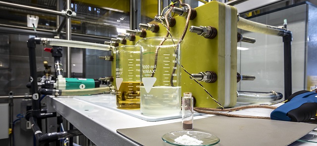 KI designt nachhaltigen Stromspeicher 