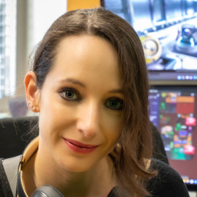 Portraitfoto von Johanna Pirker