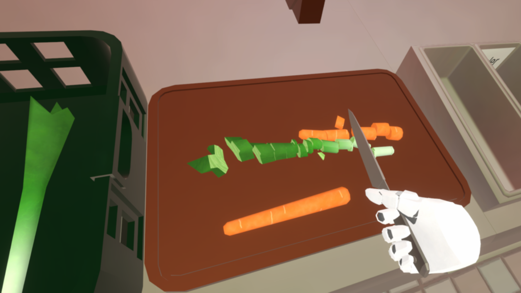 Screenshot einer computergenerierten Umgebung, in der eine Hand mit einem Messer Karotten schneidet.