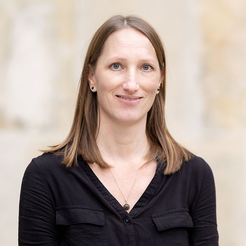 Lucia Edelsbrunner 